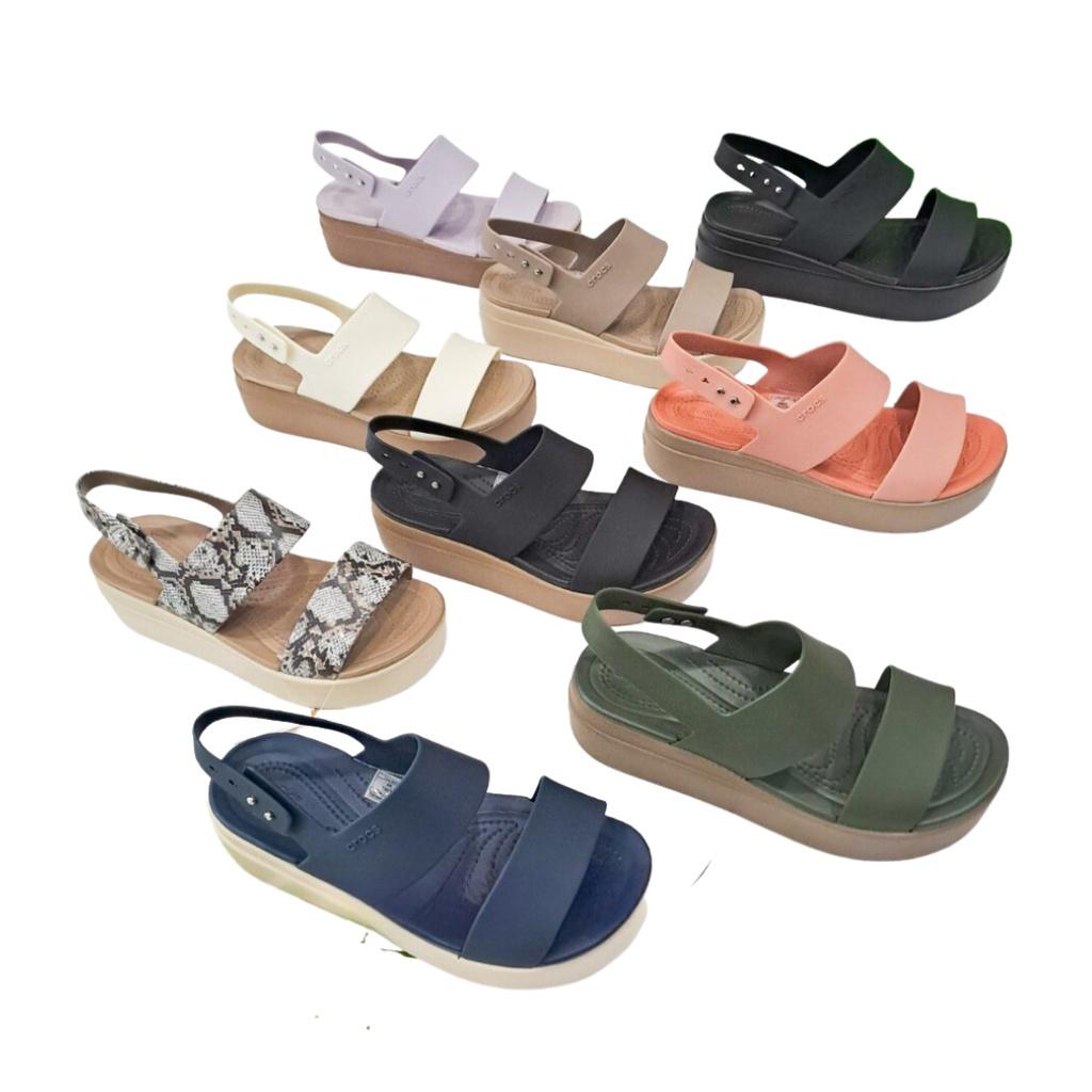 Sandal Cross Brooklyn đi mưa, đế cao 5 cm thoải mái, chống mùi hôi chân, mềm êm