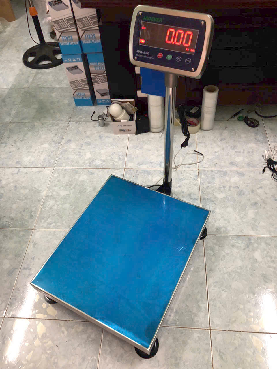 Cân Bàn Điện Tử JWI-520 60 kg