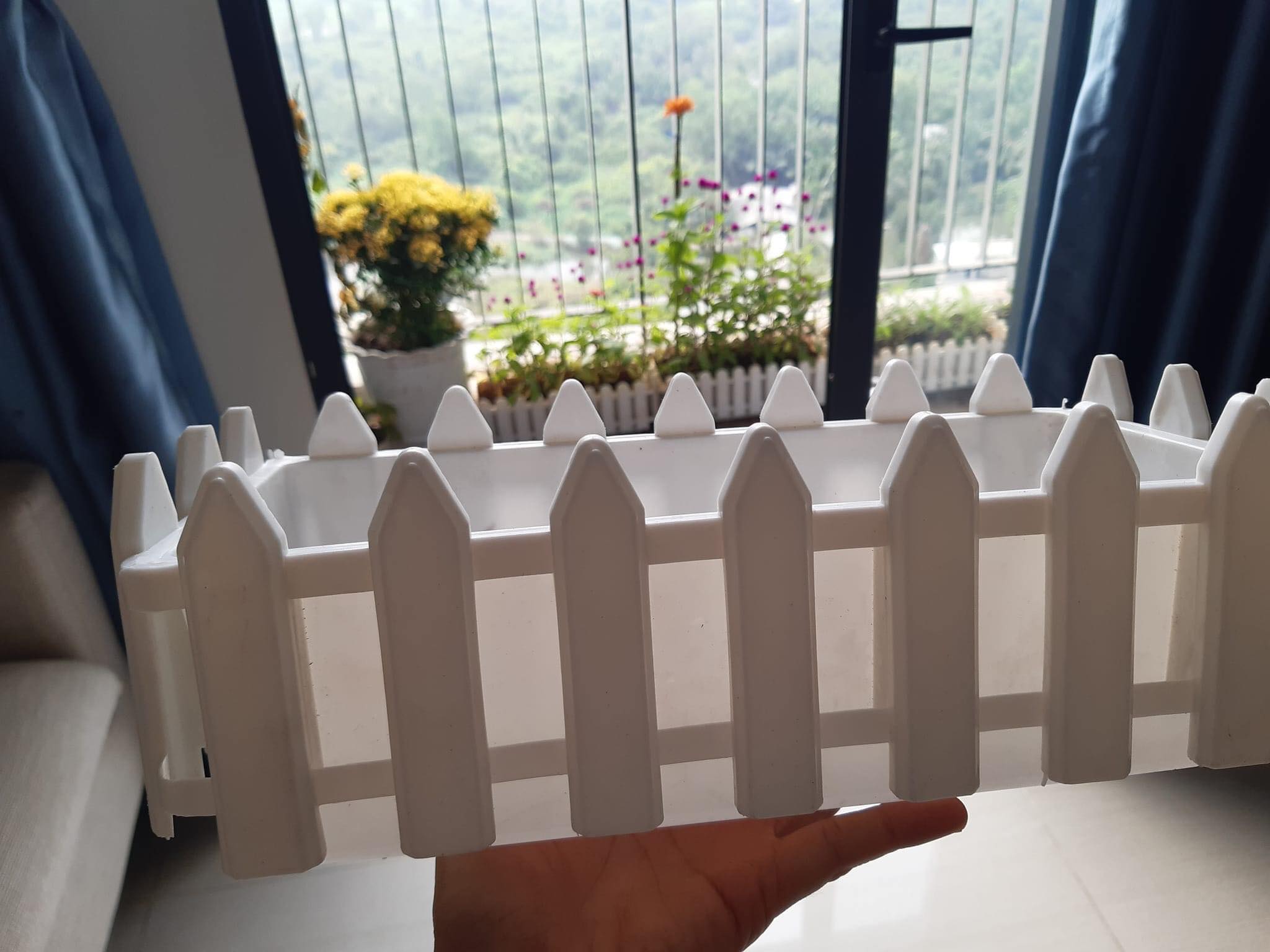 Chậu Trồng Cây Hàng Rào - Size 30 x15 x10cm - Hàng Loại 1 Dày, Bóng Đẹp - Chậu Nhựa Trồng Hoa Composite