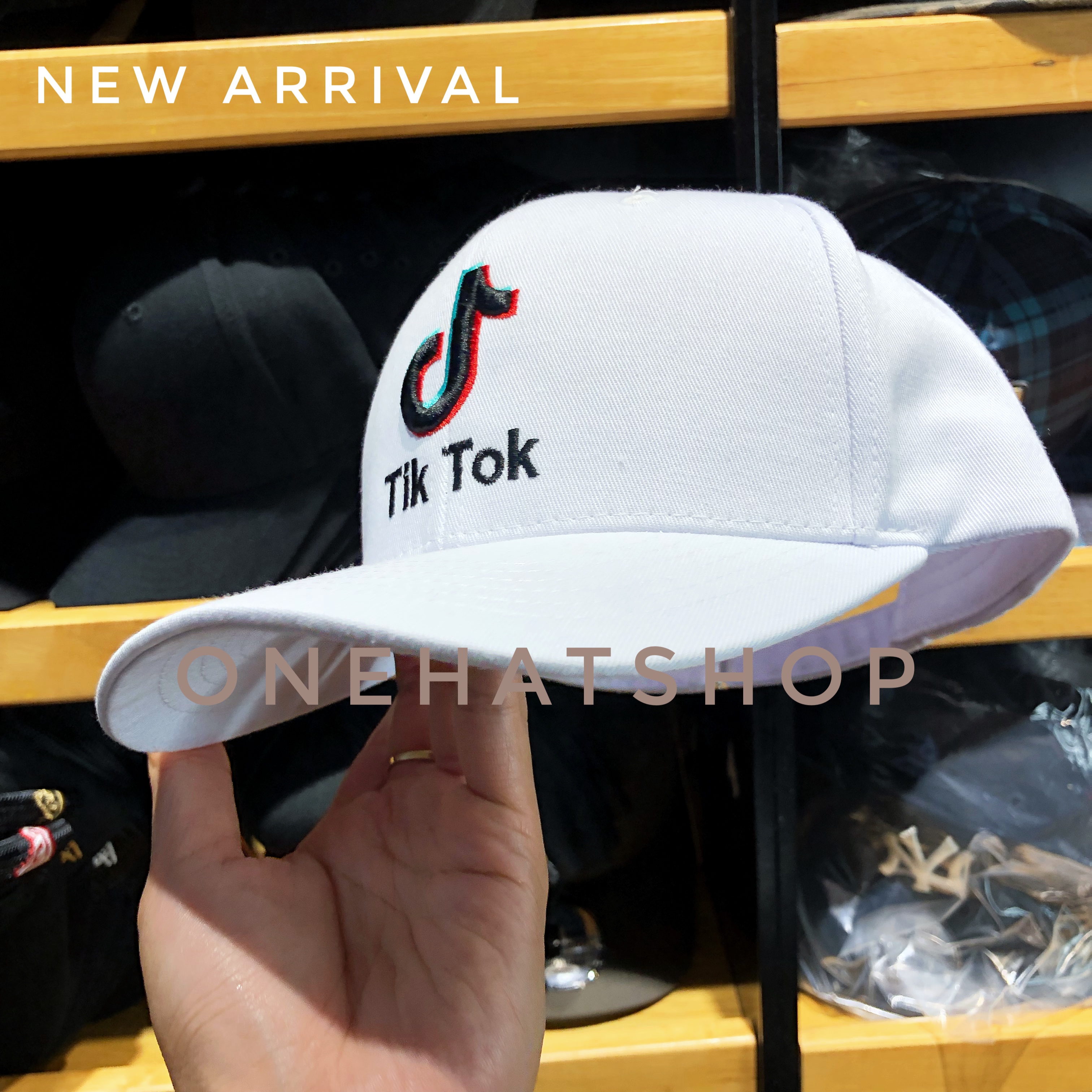 Nón Lưỡi Trai logo có chữ Tiktok vải trắng chất lượng cao brand One Hat