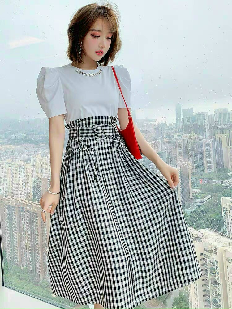 ĐẦM XÒE THUN PHỐI CHÂN VÁY CARO