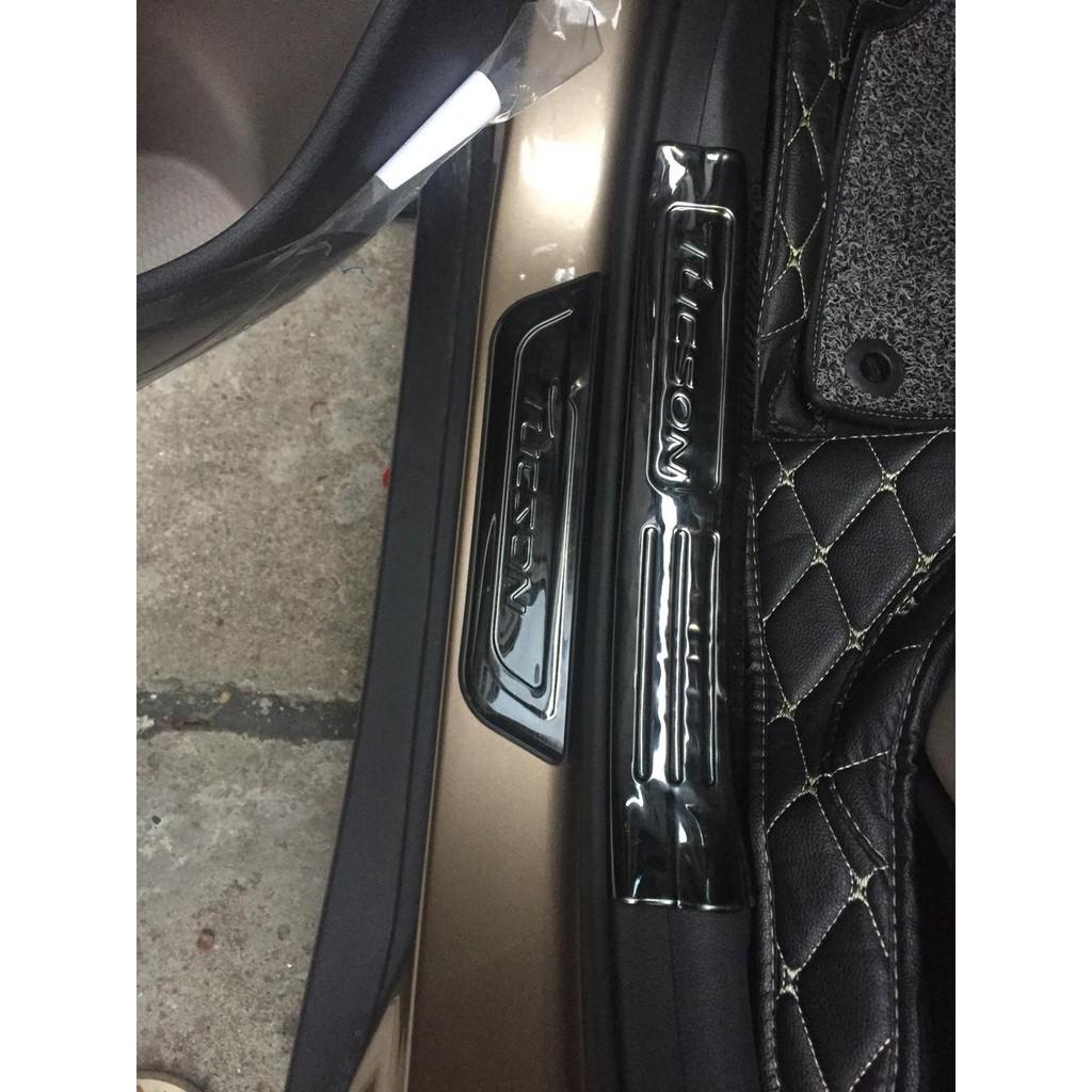 Bộ 8 Ốp bậc trong ngoài Hyundai Tucson 2016-2018