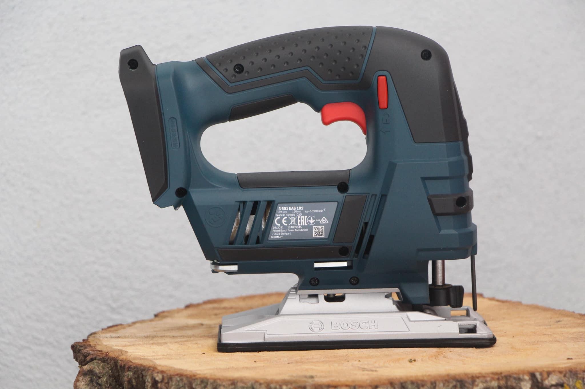 MÁY CƯA LỌNG DÙNG PIN 18V BOSCH GST 18V-LI - HÀNG CHÍNH HÃNG
