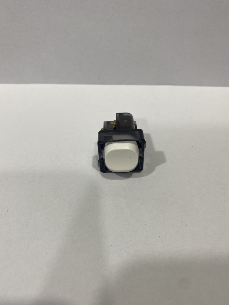 Công tắc 2 chiều 10A MPE A30M - Hàng chính hãng