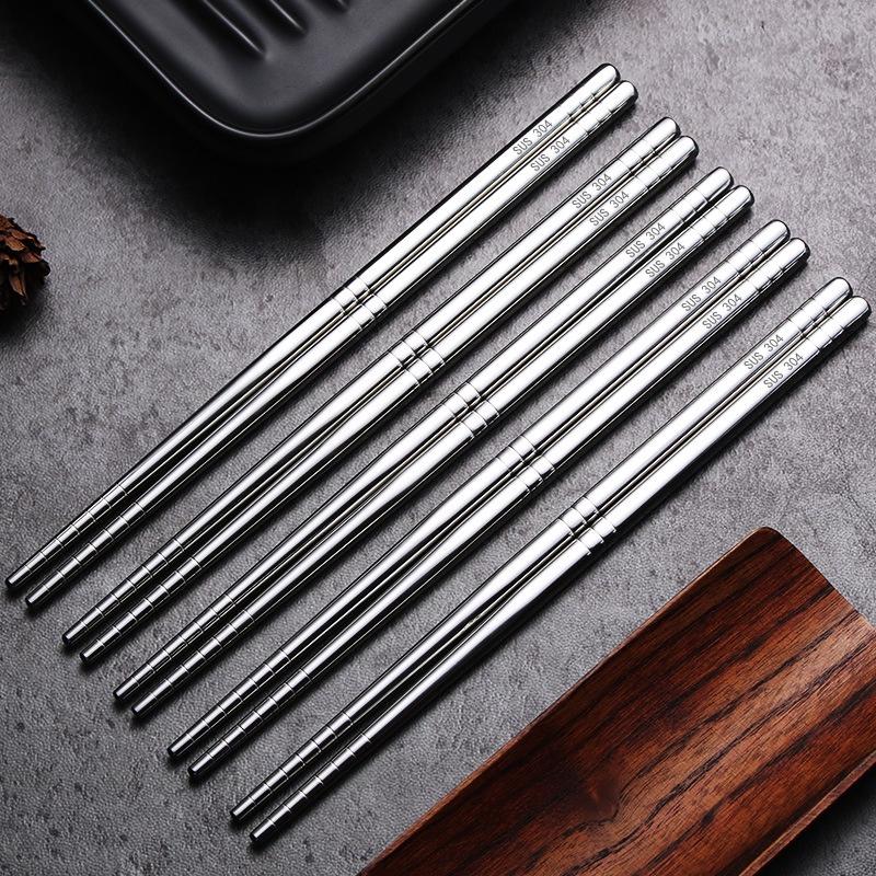 Bộ 5 Đôi Đũa Inox 304 Hàn Quốc Chống Trơn Trượt Cao Cấp Mạ Titanium Sang Trọng Cho Gia Đình, Mẫu Mới 2022