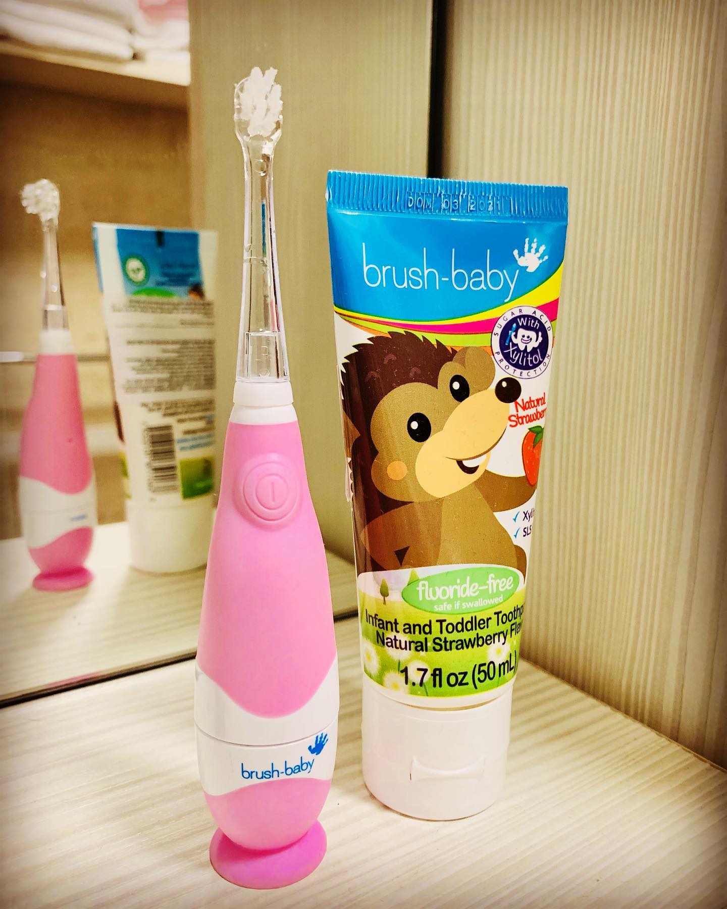 Brush-Baby Bàn chải điện sóng âm dùng pin BabySonic cho bé (0-3 tuổi)