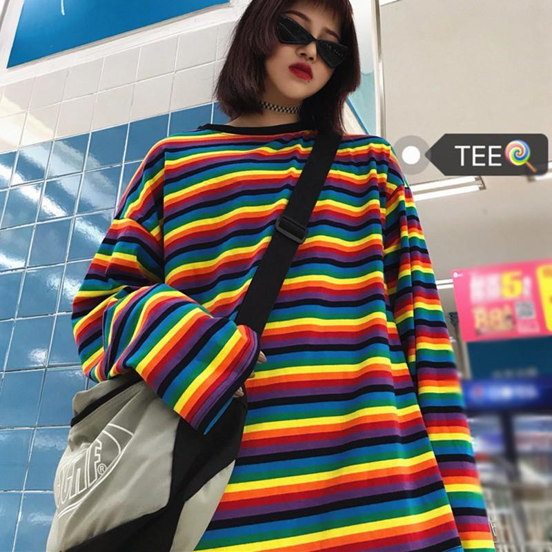 Áo thun tay dài cổ tròn hoạ tiết kẻ sọc thiết kế dáng rộng thoải mái