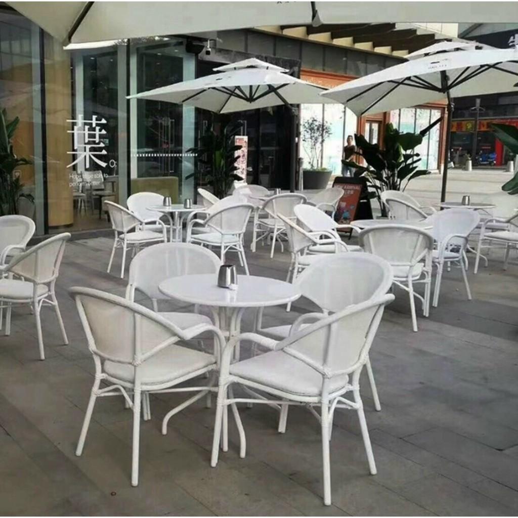 Bàn Sân Vườn BV9