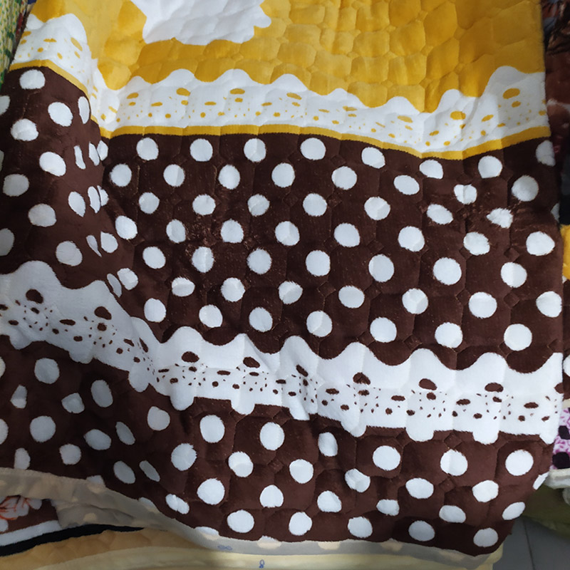 Thảm trải giường lông nỉ nhung 2 lớp có thể dùng làm trải đệm, thảm trải sàn, chăn đắp, có các loại kích thước