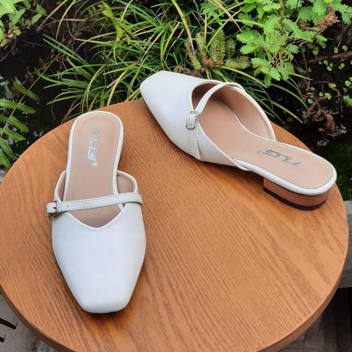 Giày sục nữ siêu dễ thương trẻ trung năng động 21339