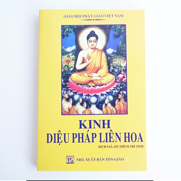 Combo 2 Quyển Kinh: Kinh Địa Tạng Bồ Tát Bổn Nguyện Trọn Bộ + Kinh Diệu Pháp Liên Hoa