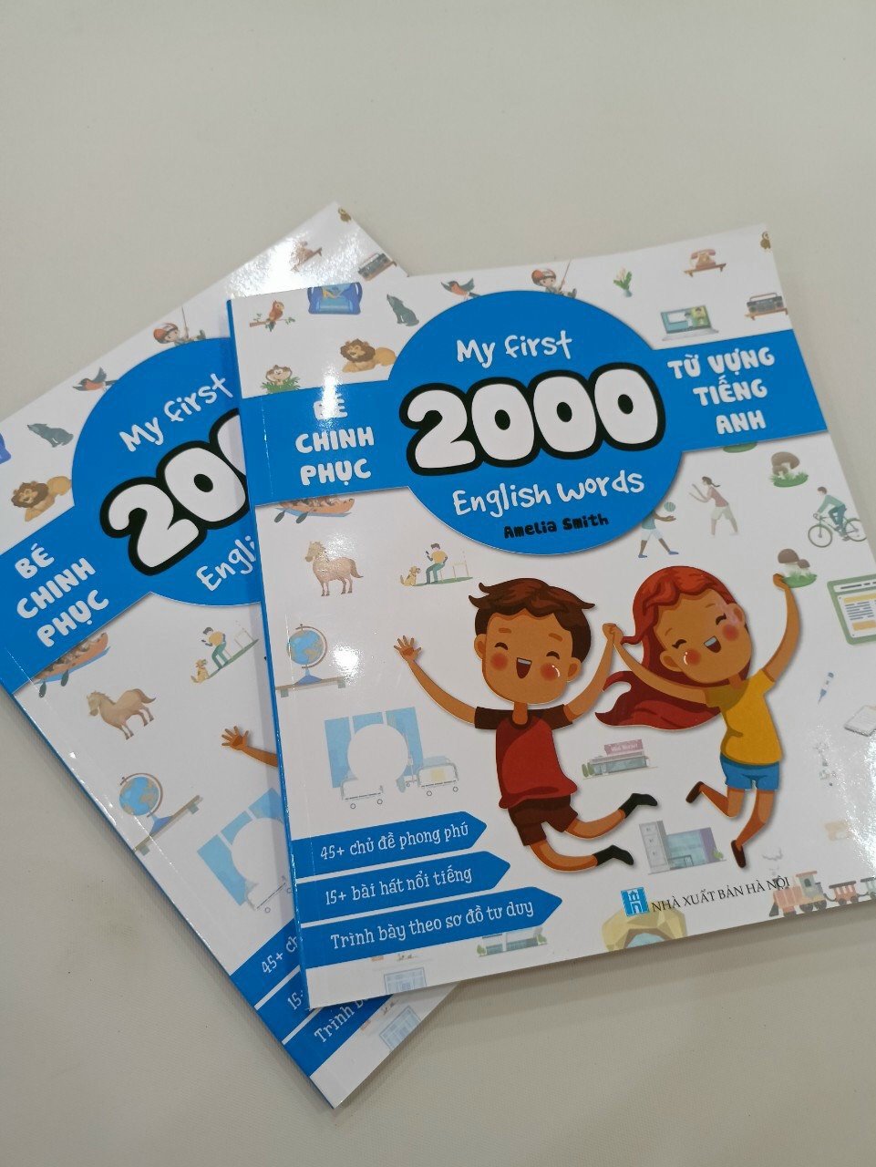 Sách- Bé Chinh Phục 2000 Từ Vựng Tiếng Anh 119 trang (My First 2000 English Words)