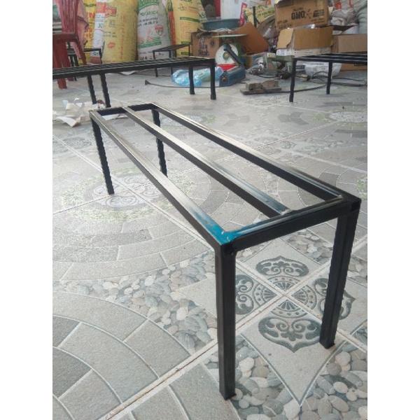 Kệ kê chậu cây ban công sân thượng. Dài 50cm. Rộng 15-20cm. Cao 10-15-20cmcm. 4 chân. 1 nan phụ. hộp thép 1,4x1,4cm