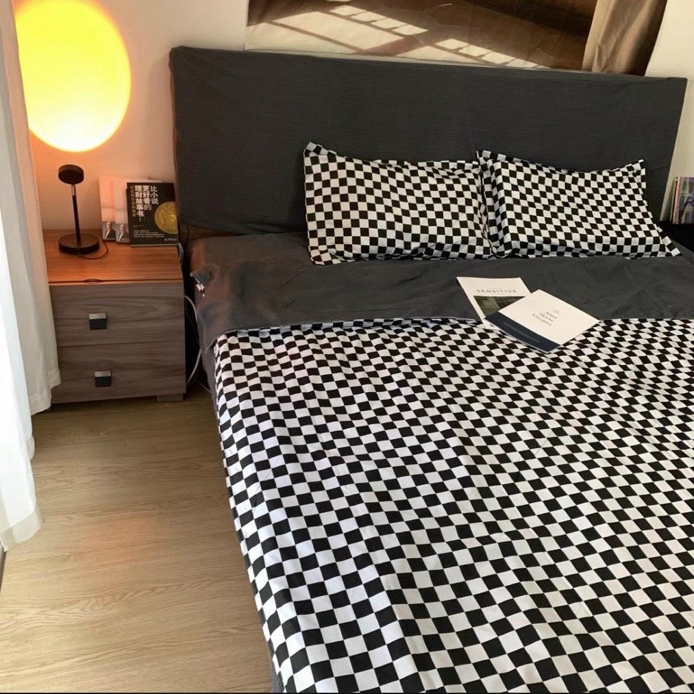 Bộ chăn ga gối Cotton poly M2T Bedding, vỏ chăn mền, drap ga giường và 2 vỏ gối - PL Bàn cờ vua đen nhỏ