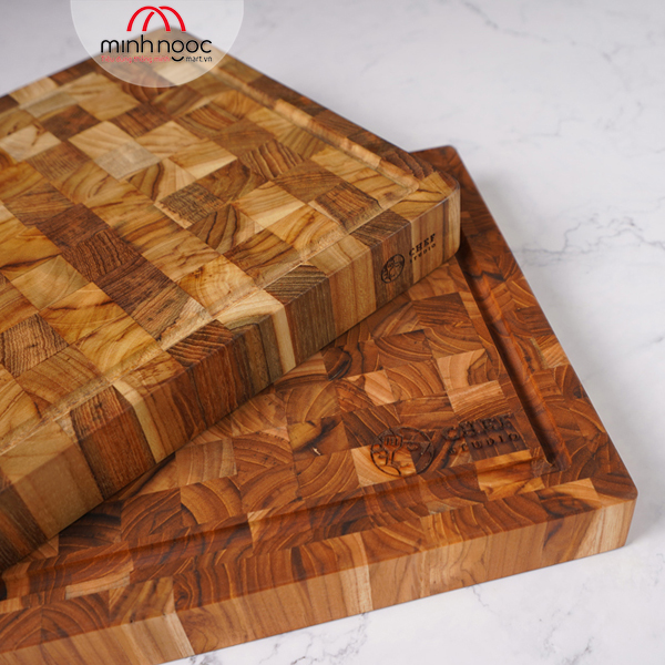 Thớt gỗ Teak Chef Studio hình chữ nhật, kích thước 28 x 40 x 3,5 cm - MSP10231. Dùng cắt, thái, khay trưng bày thực phẩm.