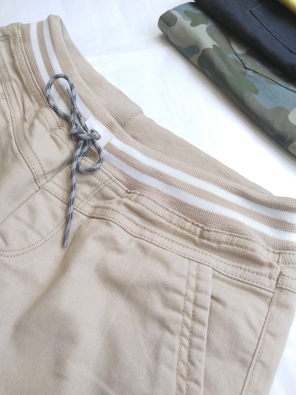 Quần Shorts Kaki nam lưng thun