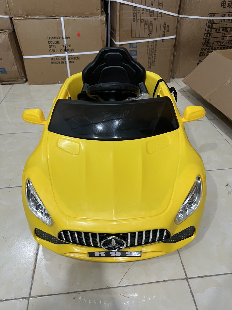 Freeship Hà Nội] Ô Tô Điện Trẻ Em 699 Cho Bé 1-5 Tuổi Tự Lái Và Điều Khiển Xa