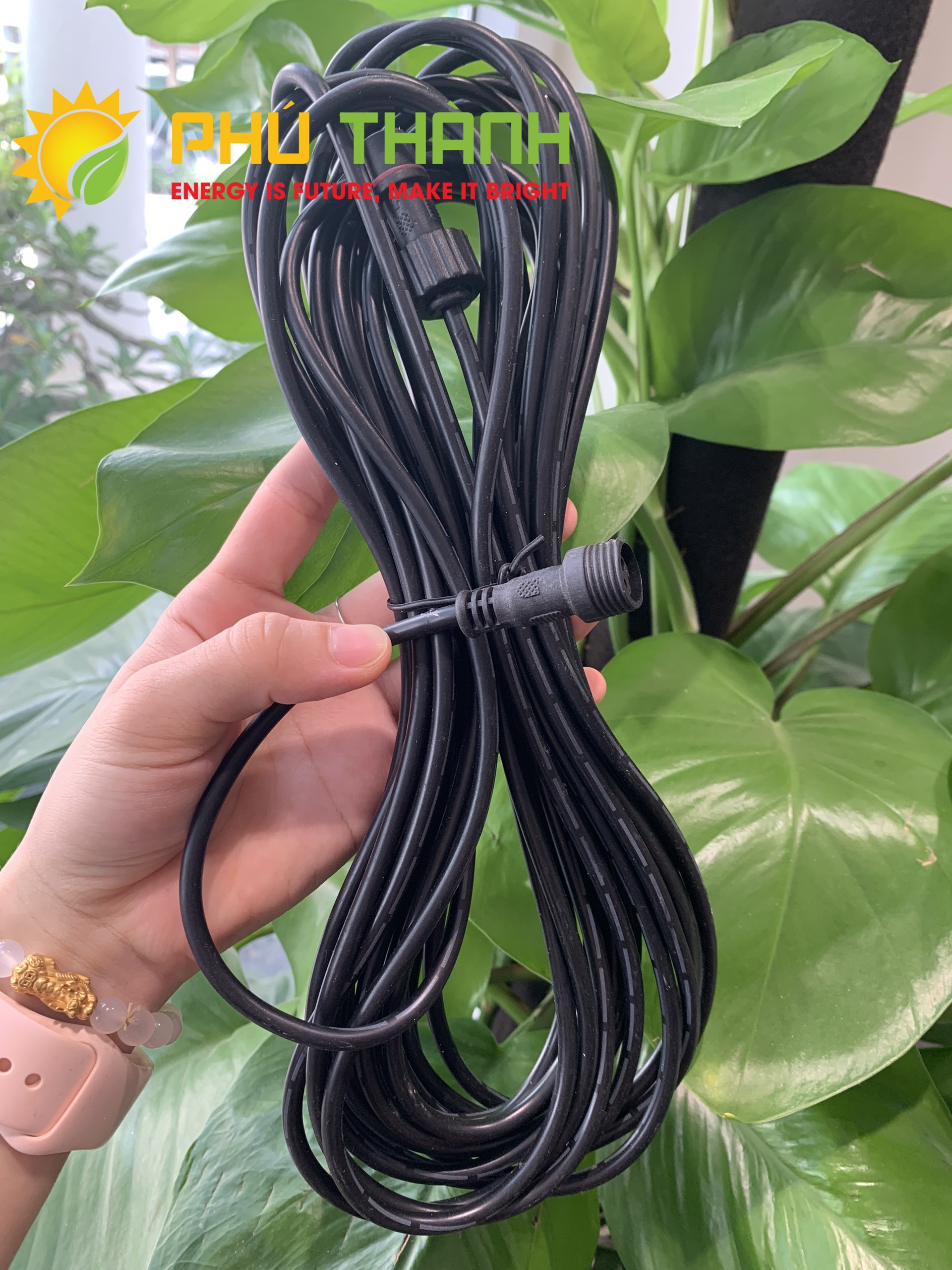 Dây nối đèn năng lượng mặt trời dài 5 mét