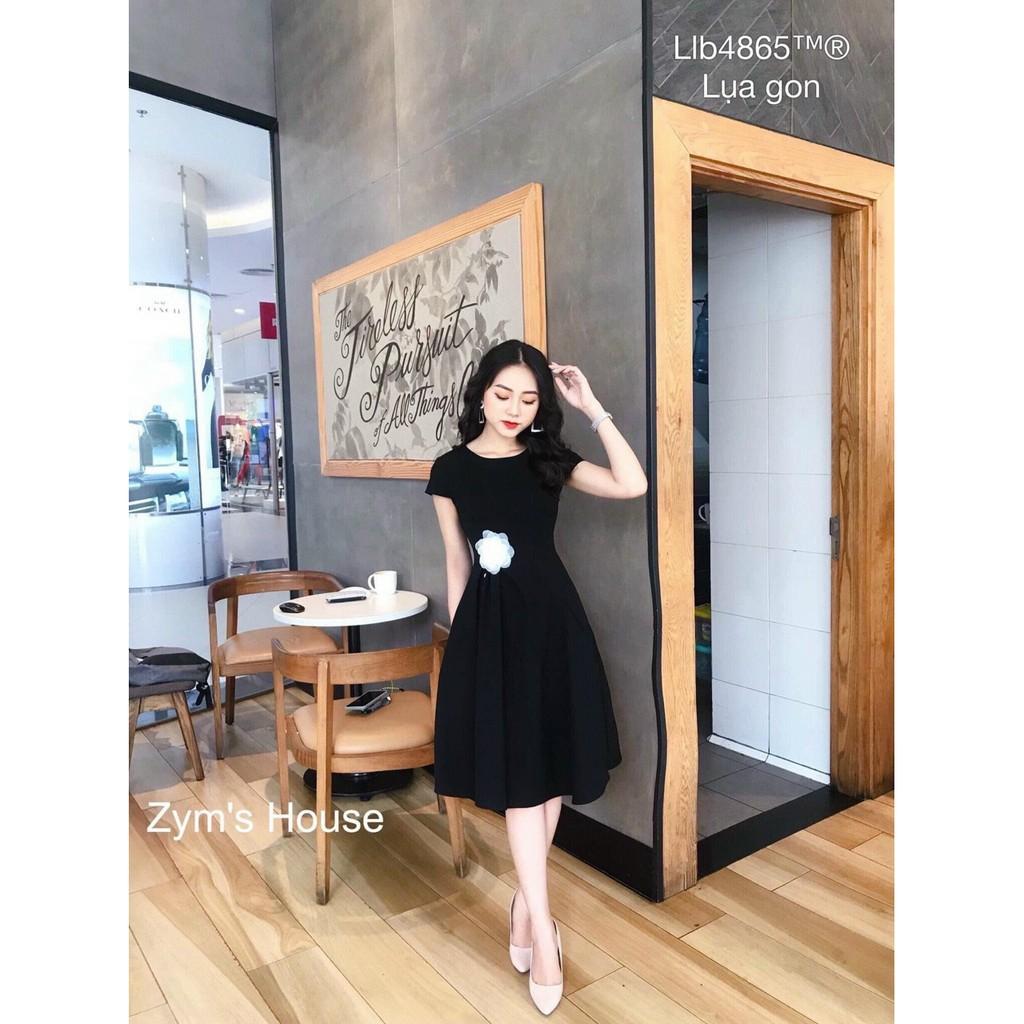 Đầm xòe màu đen ngực cài hoa hàng công sở size