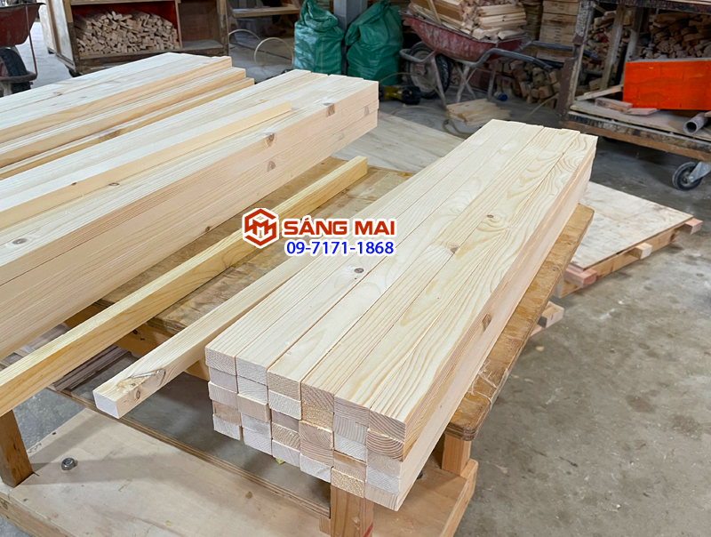 Thanh gỗ thông 2cm x 3cm x dài 80cm + láng mịn 4 mặt