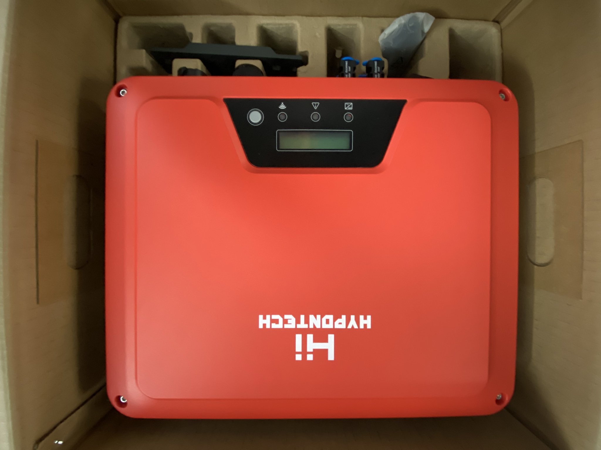 Biến tần hòa lưới bám tải HYPONTECH 6,5kW 1 pha HPS-6500