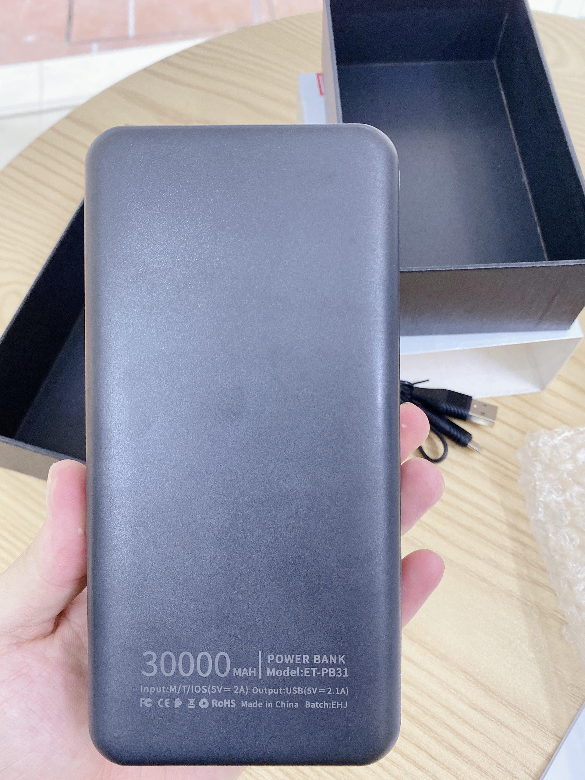 Pin sạc dự phòng Earldom dung lượng chuẩn 30000mah - Hàng chính hãng