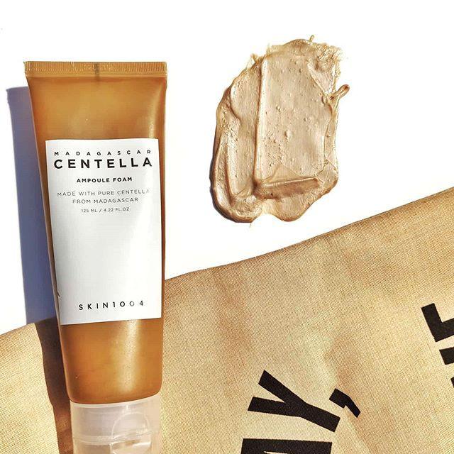 Combo Sữa Rửa Mặt và Tinh Chất Rau Má Phục Hồi Da Skin1004 Madagascar Centella