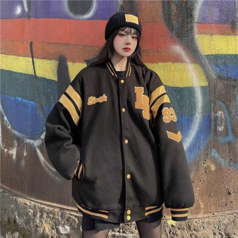 Áo khoác bomber nỉ bông nam nữ unisex gió jacket cúc bấm form rộng local brand ulzzang phong cách hàn quốc đep Chữ LB