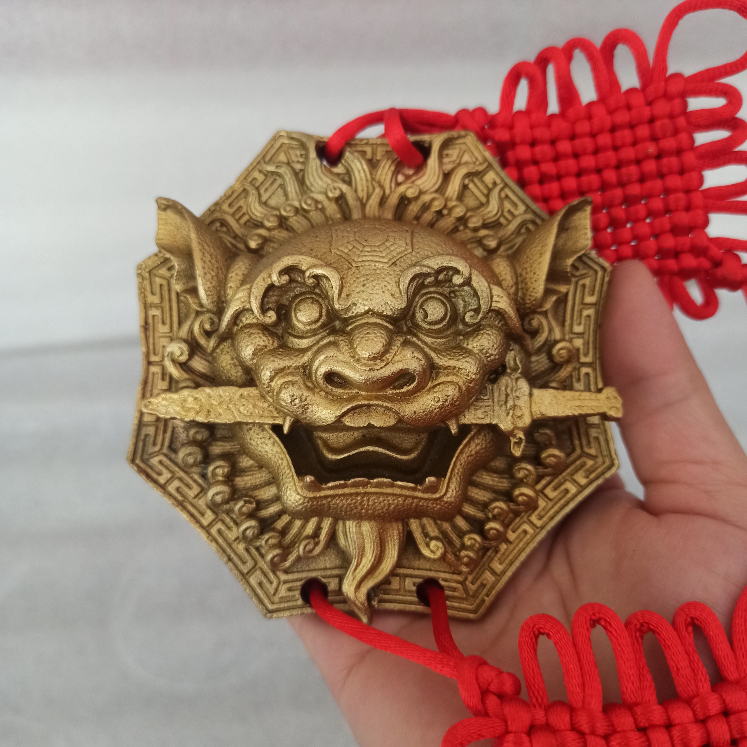 Mặt hổ phù ngậm kiếm bằng đồng, Hổ ngậm kiếm phong thủy hóa sát cầu bình an, Mặt hổ ngậm kiếm treo ban thần tài cầu may mắn Đồ đồng Nguyệt Ánh