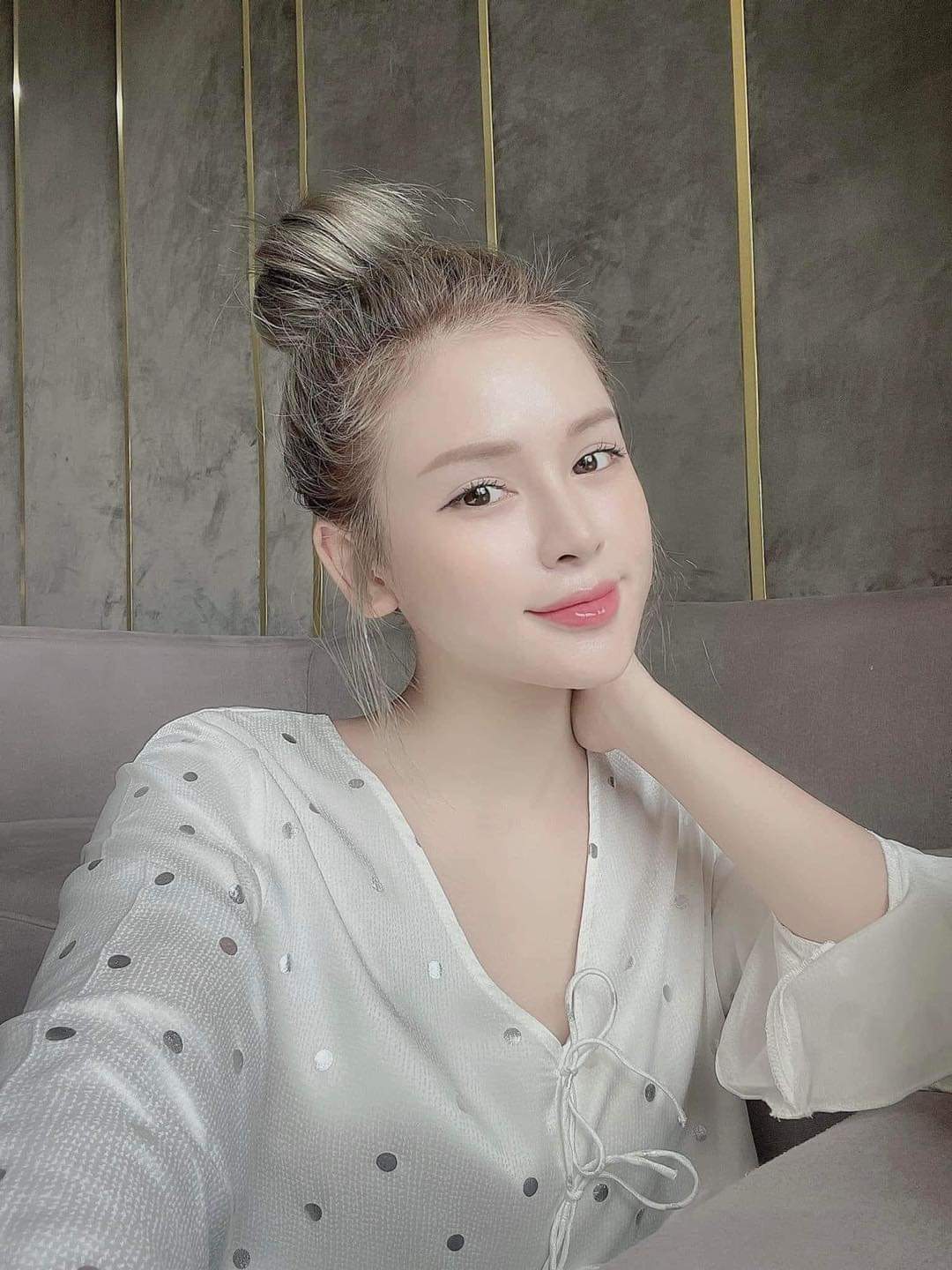 Đồ bộ nữ bộ pyjama lụa gân hoạ tiết bi sáng tay lỡ size M