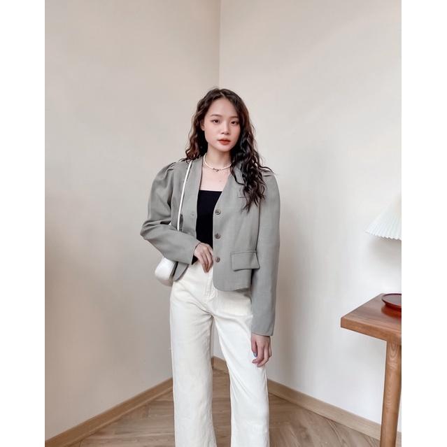 Áo khoác blazer nữ cổ v 3 khuy cơi ngực 2 nắp túi 76a40 by germe