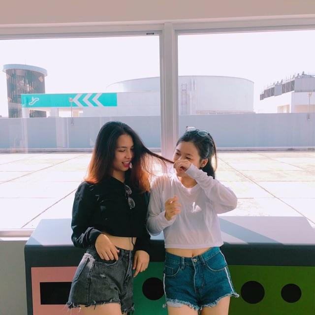 Áo croptop