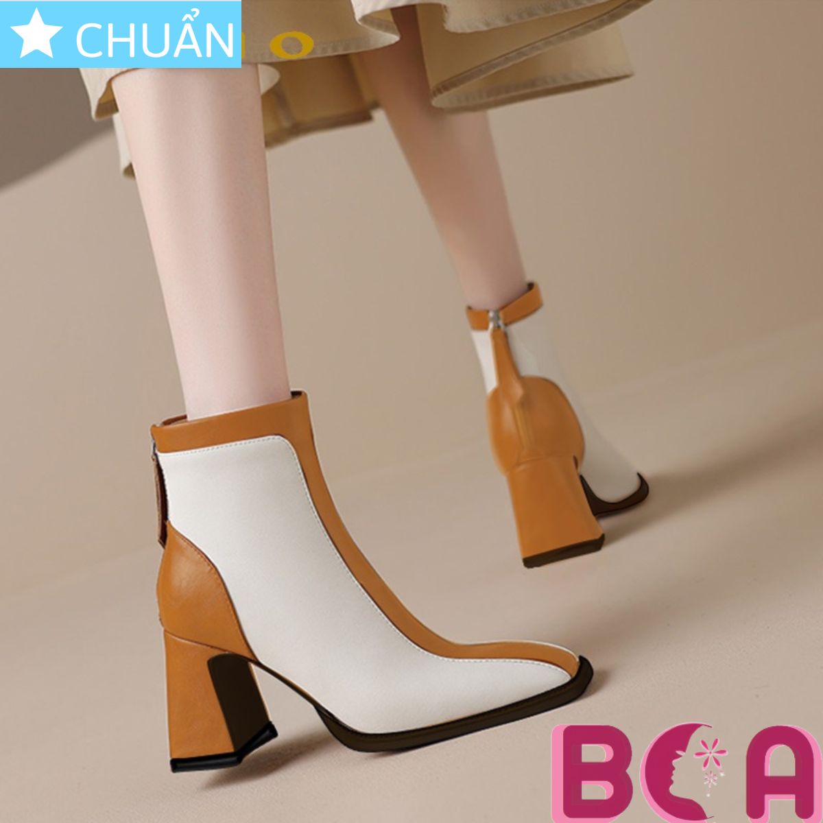 Bốt nữ cổ ngắn cao gót 7 phân RO610 ROSATA tại BCASHOP phối màu độc đáo giữa trắng và nâu bò sang trọng và thời trang