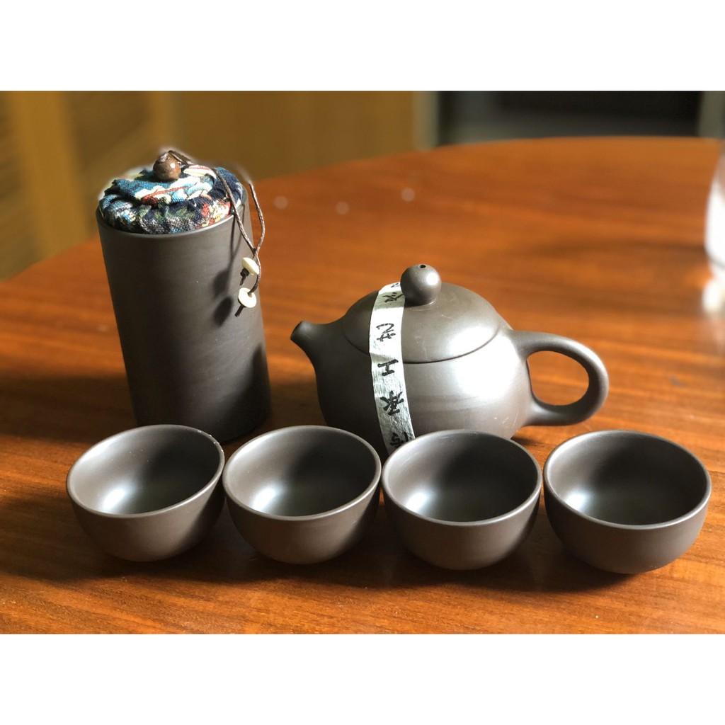Bộ bình trà du lịch có bao đựng