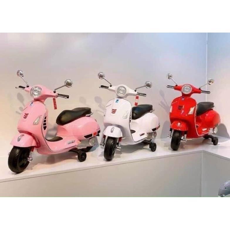 Xe điện vespa cho bé  sử dụng chân ga đa chức năng - Hồng