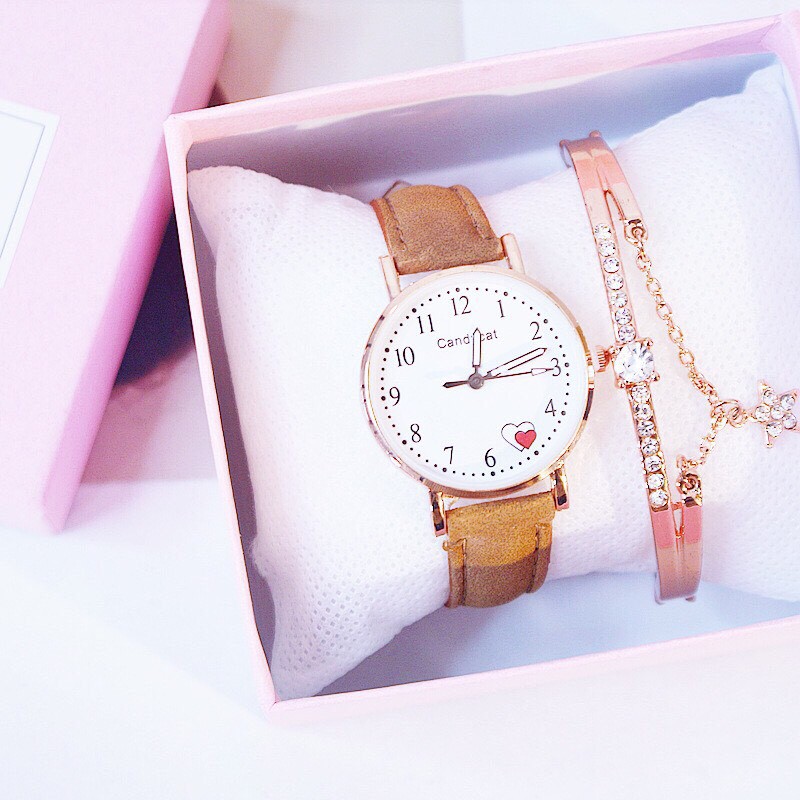 (Giá sỉ) Đồng hồ thời trang nữ Candycat dây nhung mặt số trái tim siêu đẹp MS900