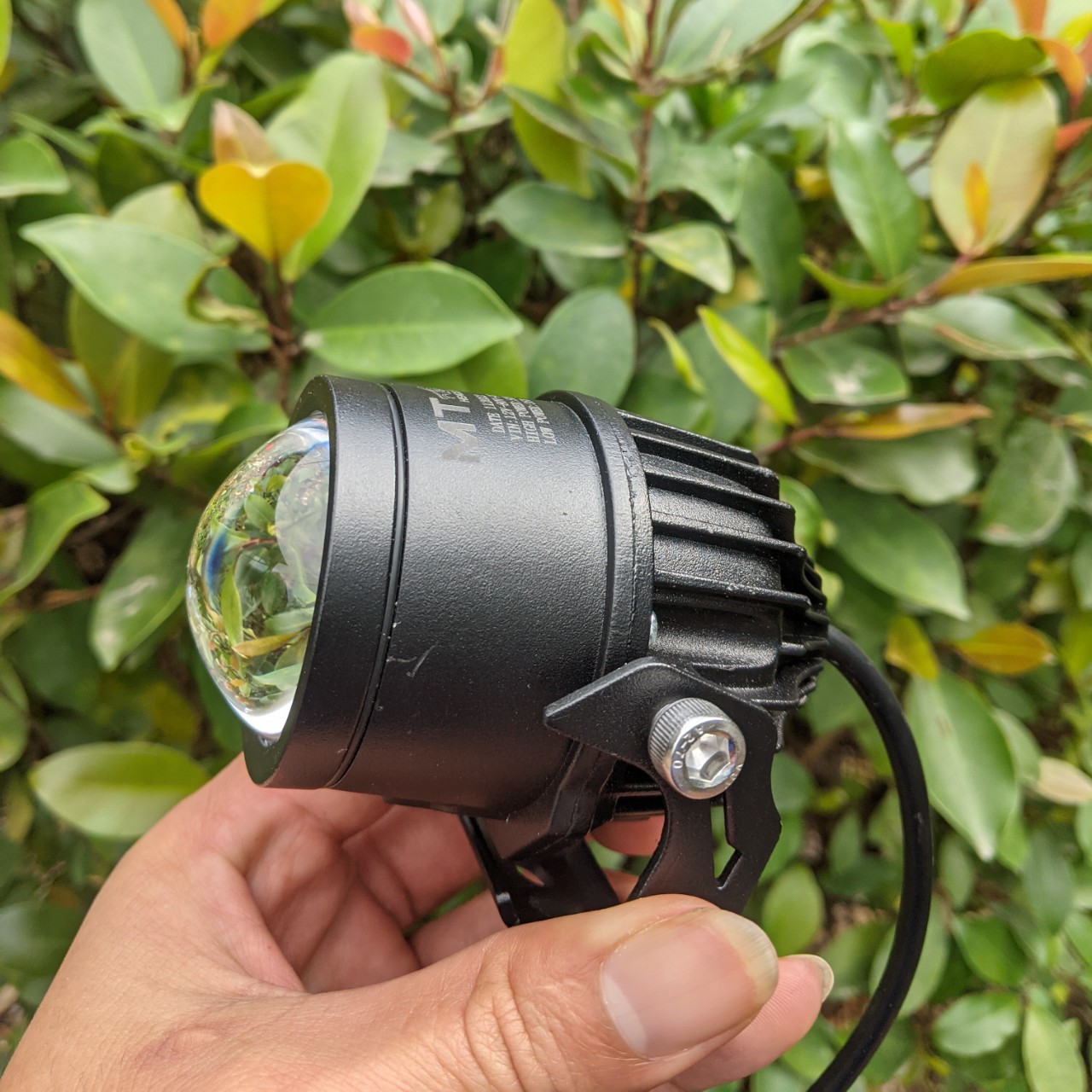 Đèn trợ sáng xe máy ô tô bi gầm 2.0" V9 - 60W chống nước hàng cao câp dành cho khách víp mẫu mới