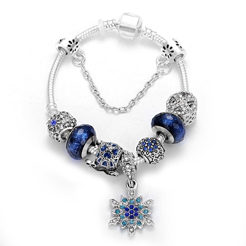 Vòng tay charm hoa tuyết xanh