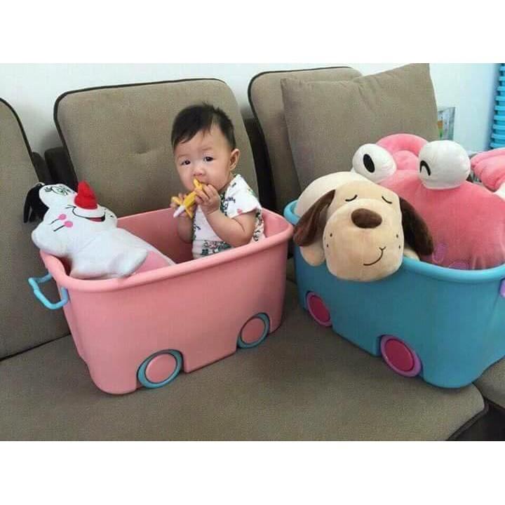 Thùng đựng đồ chơi có bánh xe di chuyển