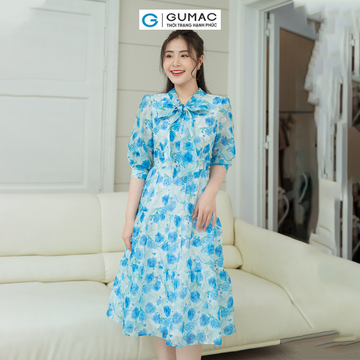 Đầm hoa cổ nơ GUMAC DD08035