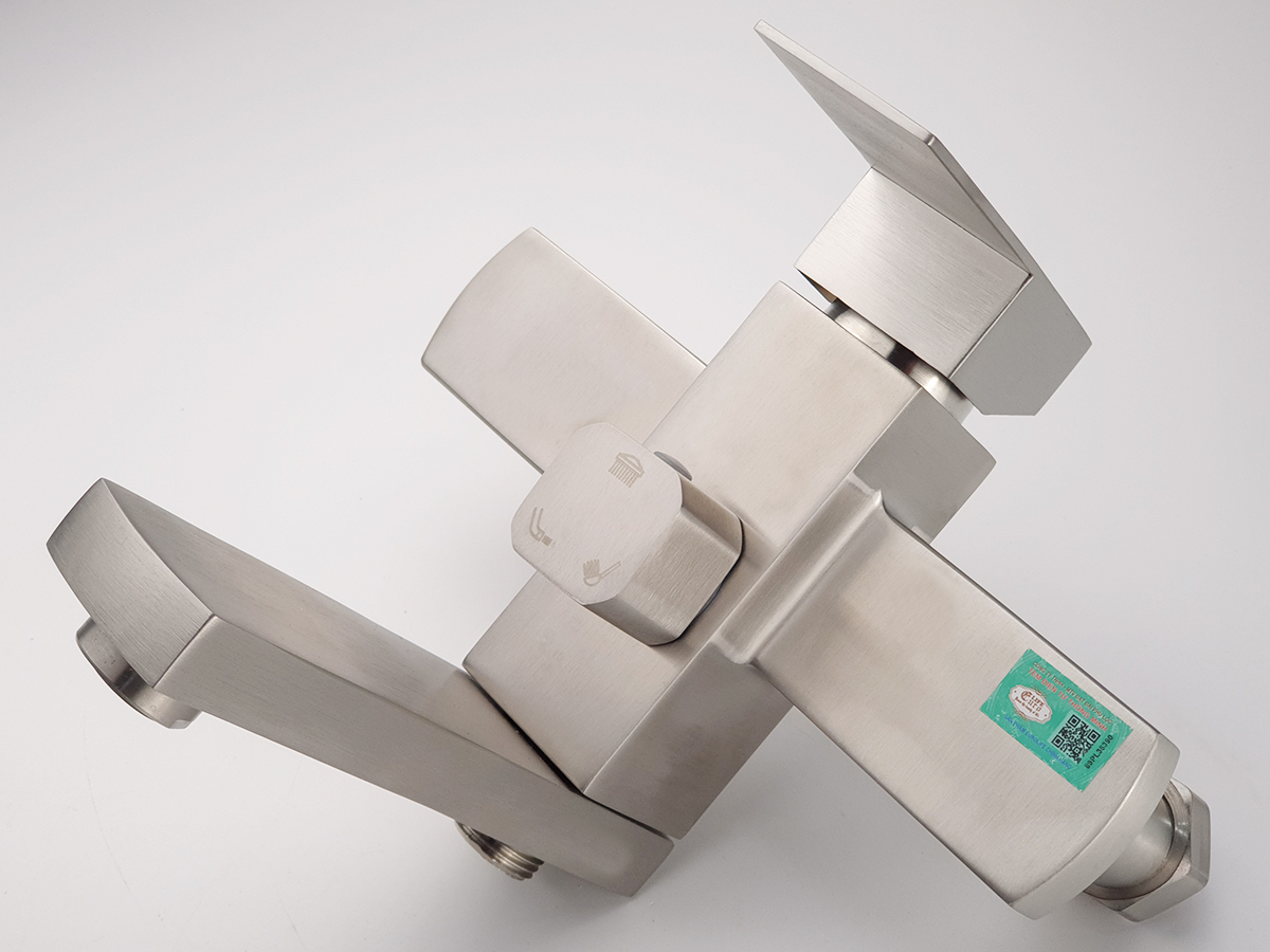 Bộ sen cây tắm đứng nóng lạnh Inox SUS 304 Eurolife EL-S908