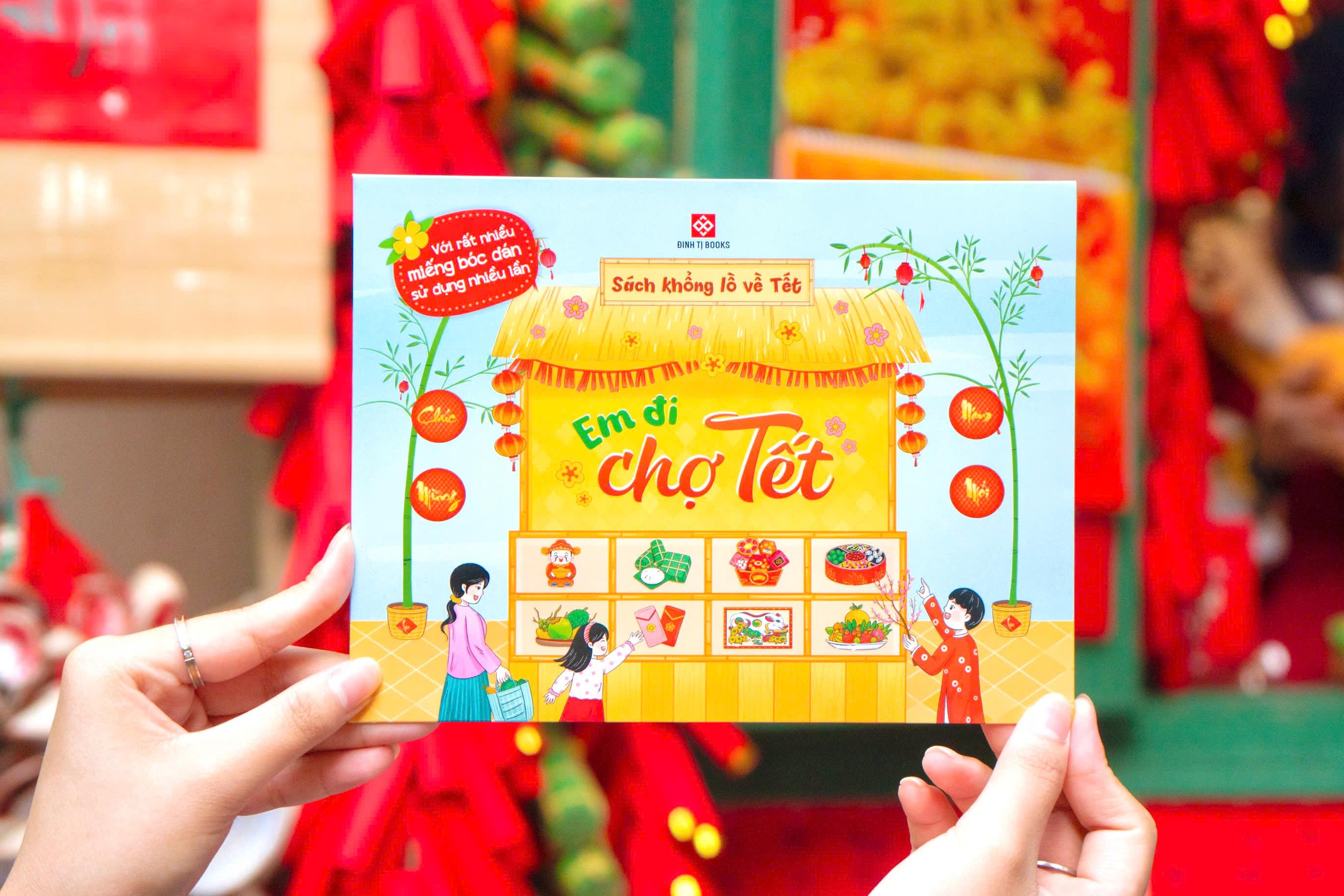 Sách - Sách Khổng Lồ Về Tết - Em Đi Chợ Tết - Bìa Cứng