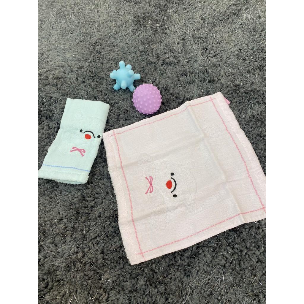 Khăn sữa,khăn vuông,khăn rửa mặt hình con gấu 1160, chất liệu cotton 100% , thương hiệu Aiueo Nhật Bản