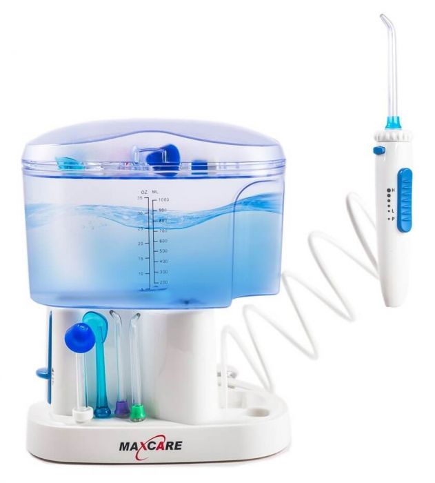 Máy tăm nước cho cả gia đình Maxcare Max 456L tặng kèm bình rửa mũi nasal Plus