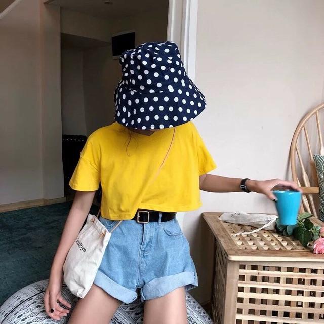Áo kiểu croptop cổ tim quyến rủ