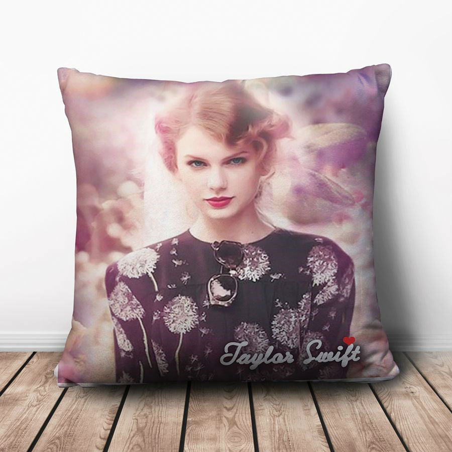 Gối Ôm Vuông Taylor Swift Nền Hoa GVUP013 (36 x 36 cm)