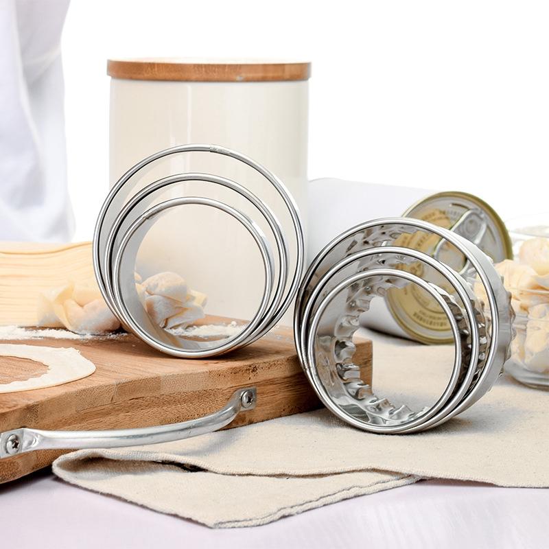 Bộ 3 Khuôn Làm Bánh Xếp Hình Hoa Bằng Thép Không Gỉ