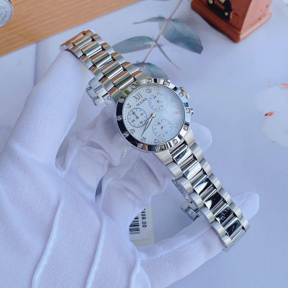 Đồng Hồ Nữ Bulova 96R202 6 kim dây trắng viền đính đá (Size 31mm)