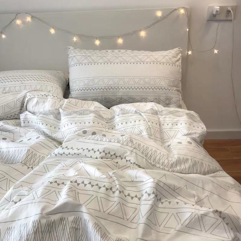 Bộ Chăn Ga Gối Cotton Living 100%cotton Hàng Nhập Khẩu Cao Cấp Mẫu Kẻ Thổ Cẩm Trắng Đơn Giản Độc Lạ