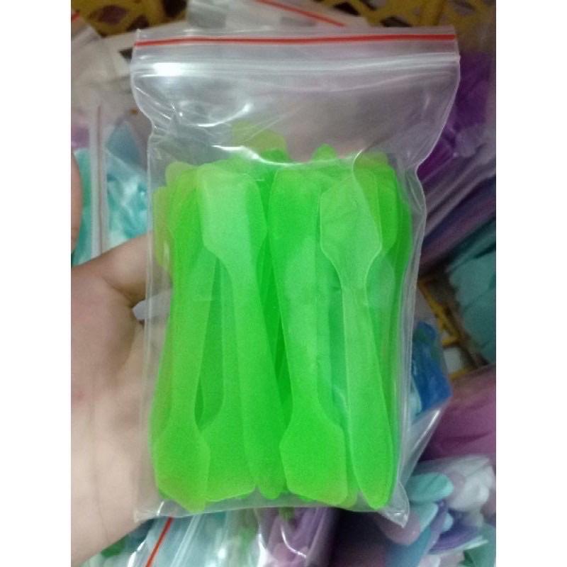 Combo 100 muỗng múc kem body